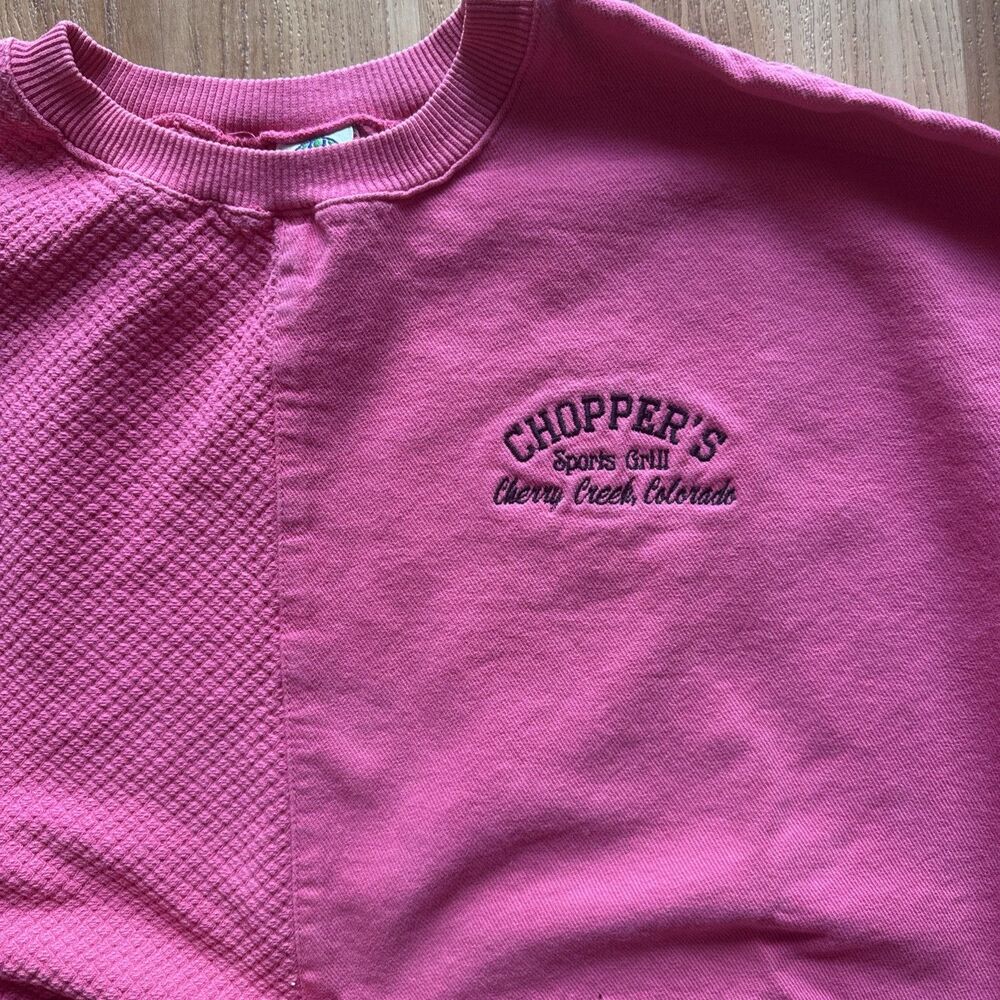 VTG 90s WEK Chopper’s Sports Grill Crewneck Pink Large USA Made 90s Cherry Creek